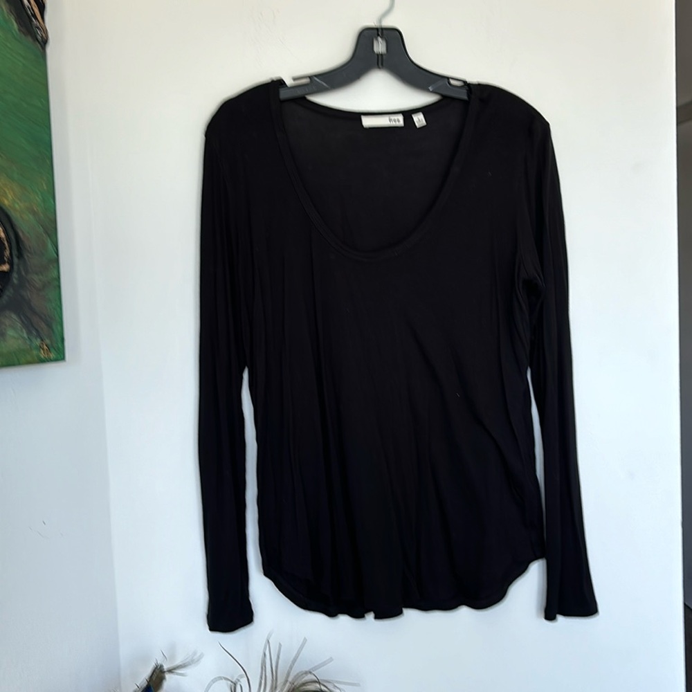 Aritzia’s Wilfred Free back top - size S